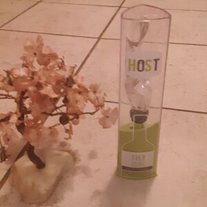 NEW HOST TILT VARIABLE AERATOR DECANT INSTANTLY!